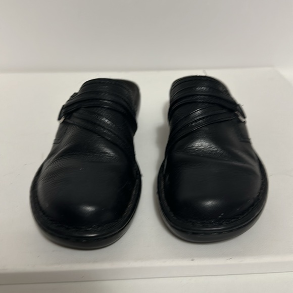 Clarks Women’s Black Nubuck Leather Slides Mules Size 7 - Picture 3 of 11